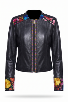 CHAMARRA DE PIEL PARA DAMA COLOR NEGRO CON BORDADOS ARTESANALES 188