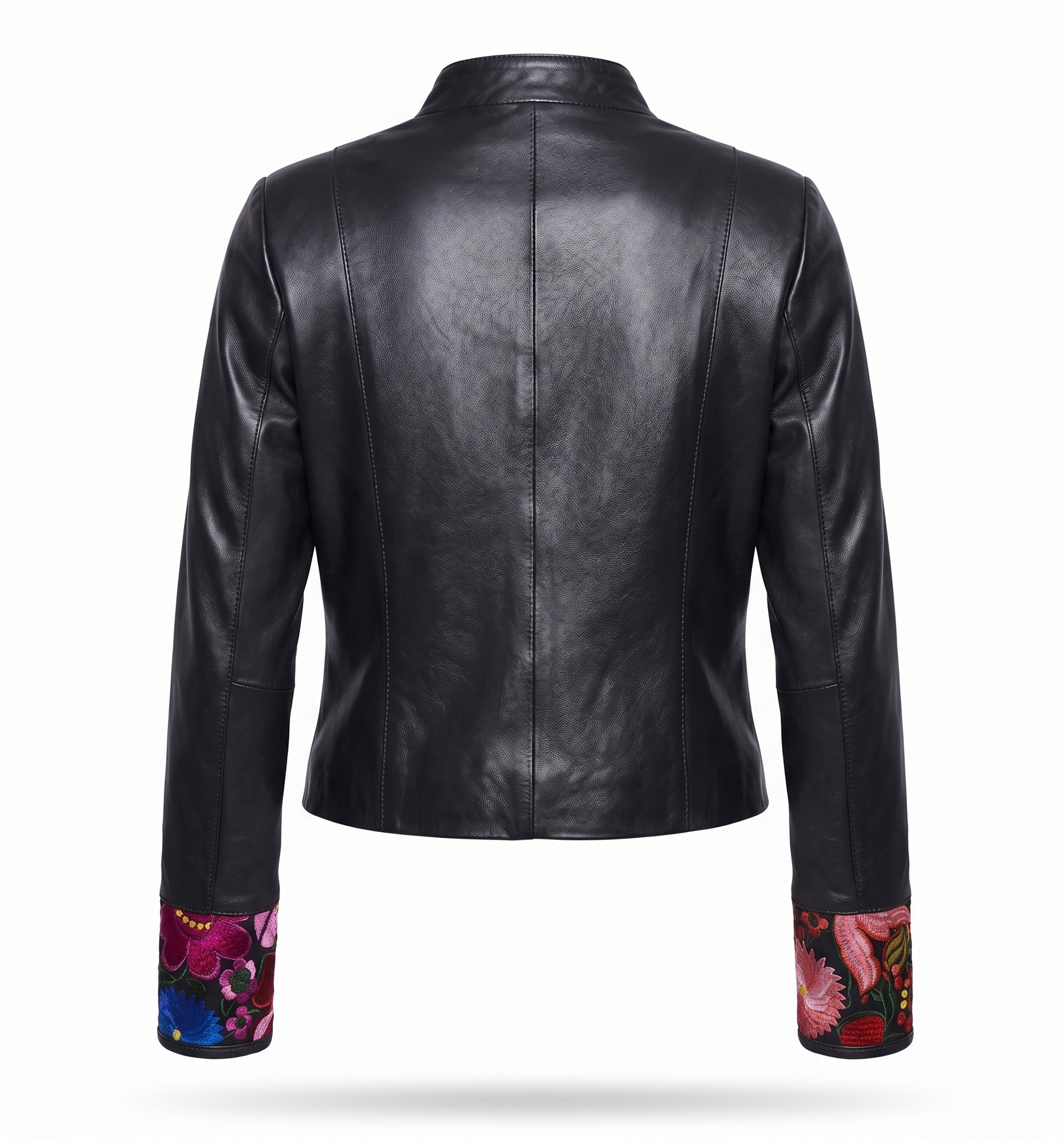 CHAMARRA DE PIEL PARA DAMA COLOR NEGRO CON BORDADOS ARTESANALES 188